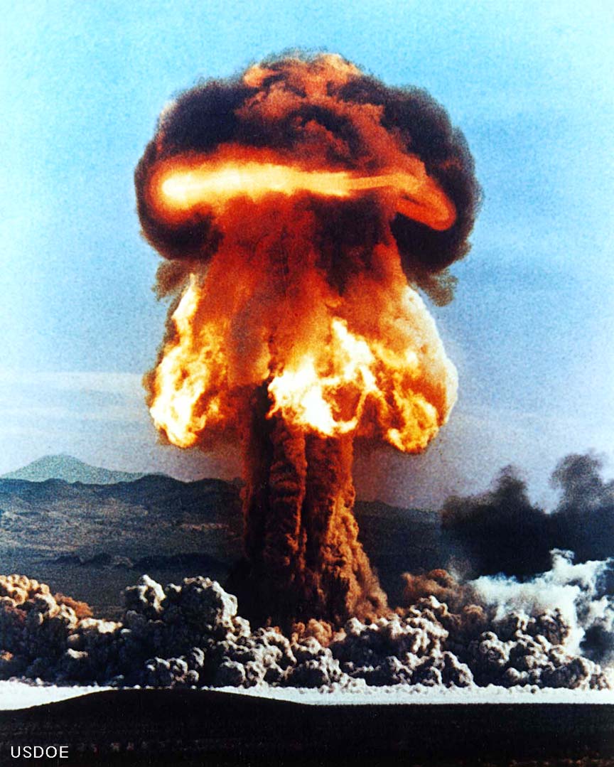 Against nuclear weapons essay