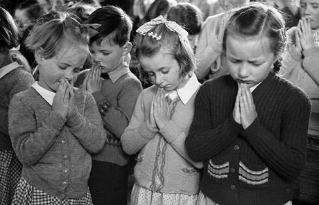 argumentative essay on prayer in schools