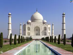 taj mahal and garden