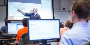 Reddit Post Reveals High School Professor’s Experience with ChatGPT in Computer Science Classes