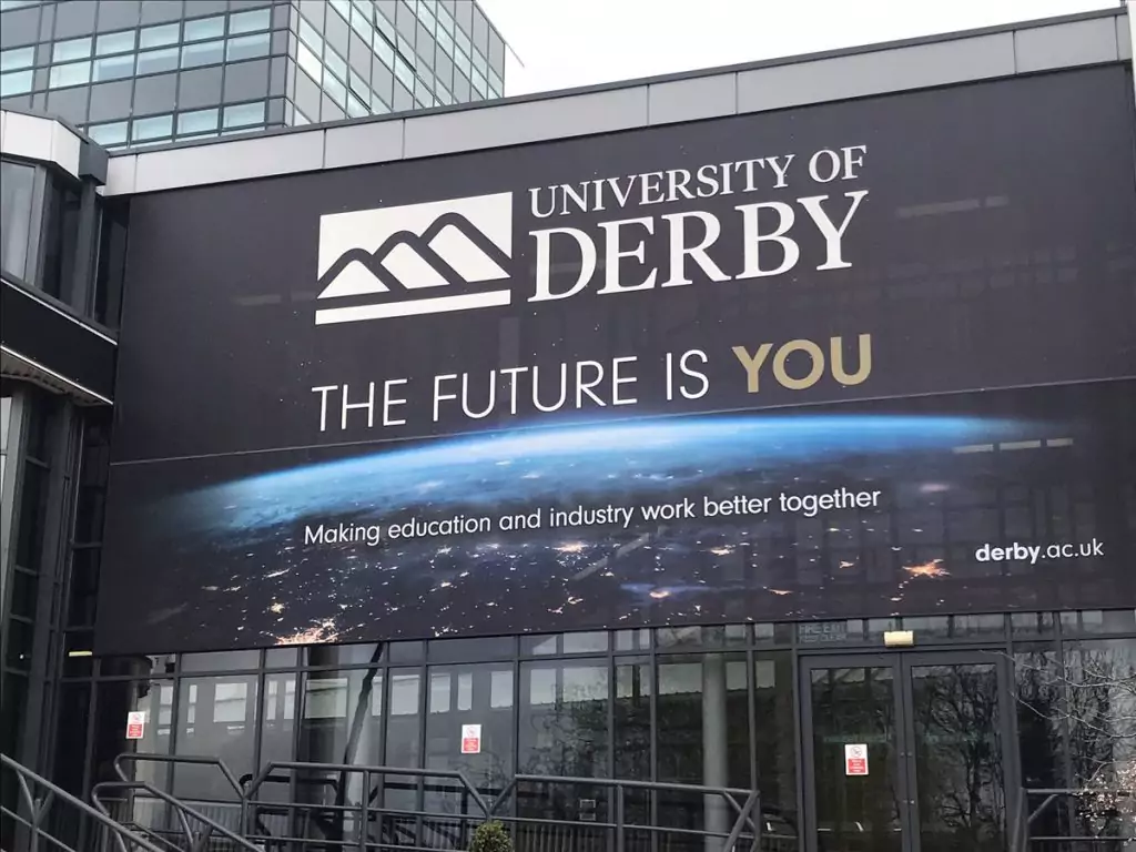 The University of Debry building