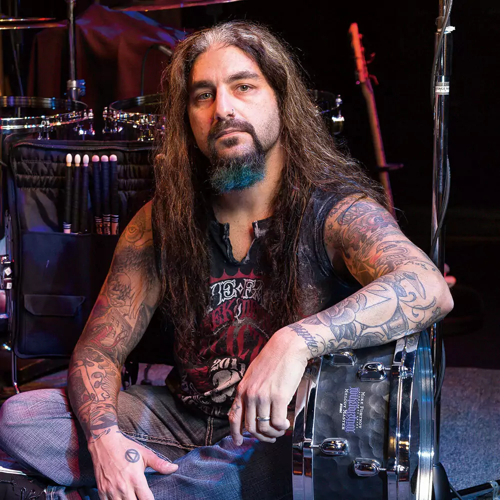 Mike Portnoy Rejoins Dream Theater: A Legendary Reunion - Explore Metal Essay Topics
