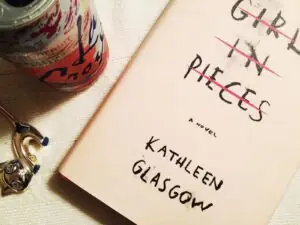Girl In Pieces Summary