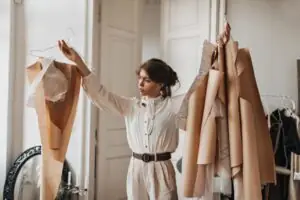 Sustainable Fashion: Balancing Style and Environmental Responsibility